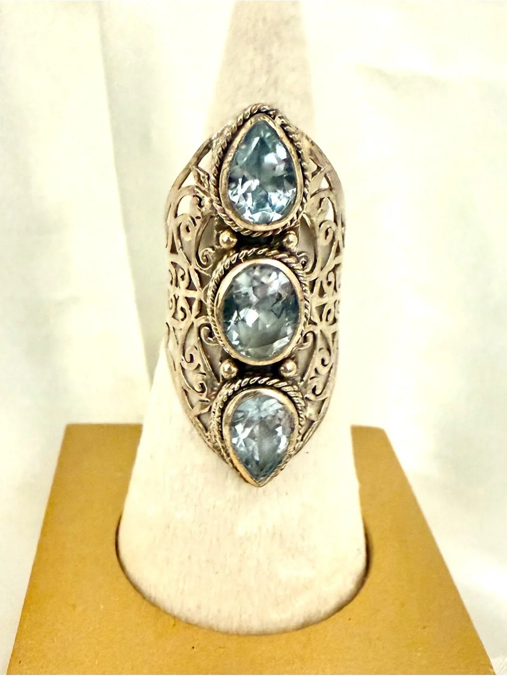 925 Sterling Silver Genuine Blue Topaz 3 Stone Filigree Ring Size 9 India